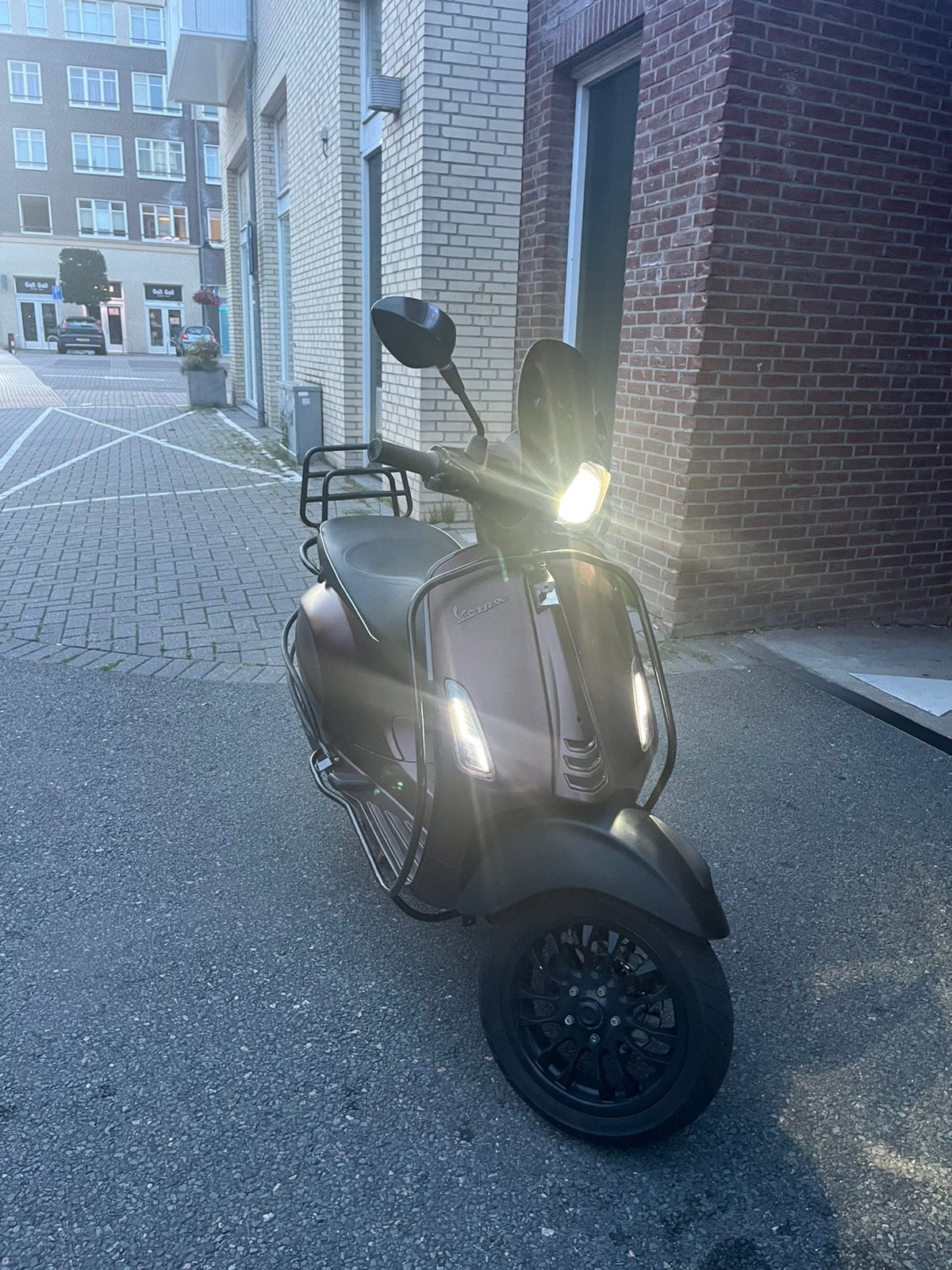 Vespa Sprint netjes onderhouden 3e eigenaar, Gebruikt, Ophalen of Verzenden, Benzine
