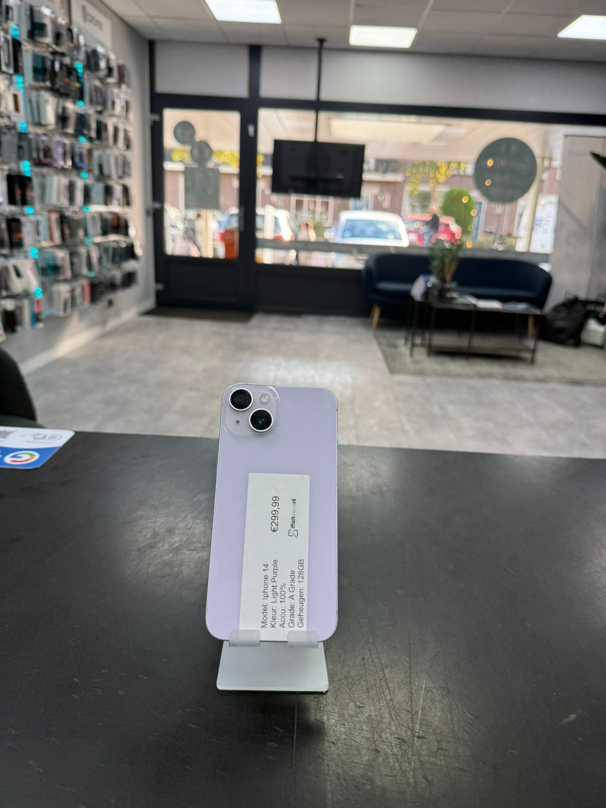 Foto 5 van iPhone 14 128GB Paars – Accu 100%  Topstaat | Garantie |