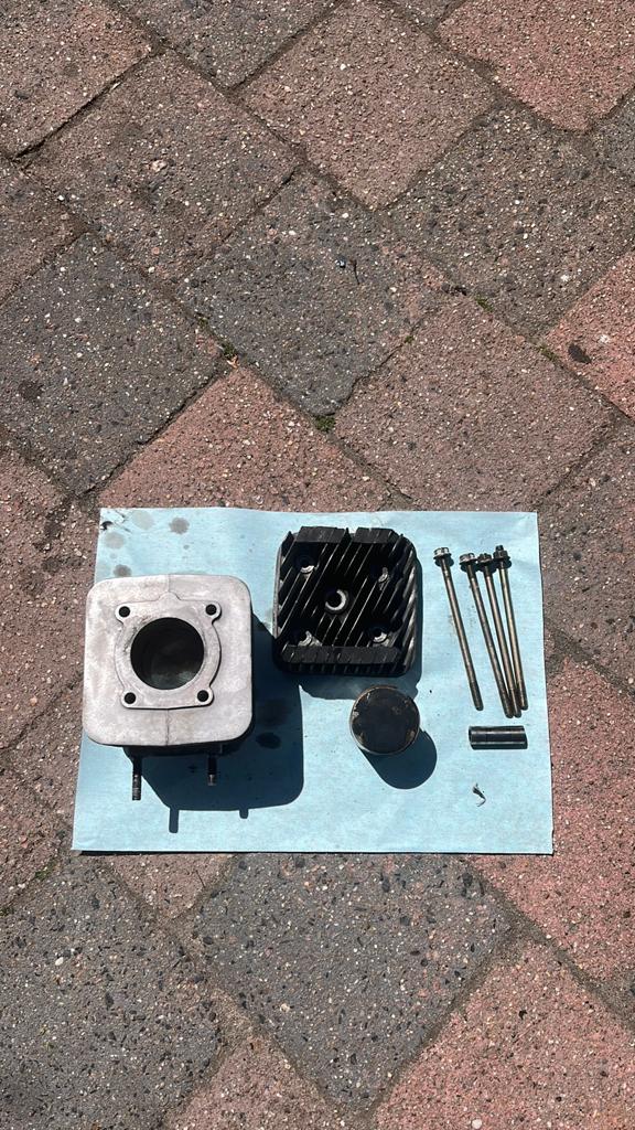 125cc piaggio orgineel, Ophalen of Verzenden, Zo goed als nieuw, Cilinder