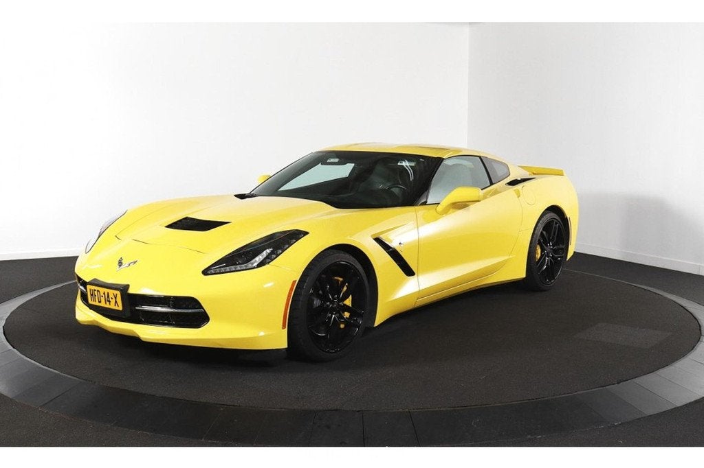 Chevrolet Corvette C7 6.2 Stingray (bj 2016, automaat), Automaat, Gebruikt, 8 cilinders, Geel