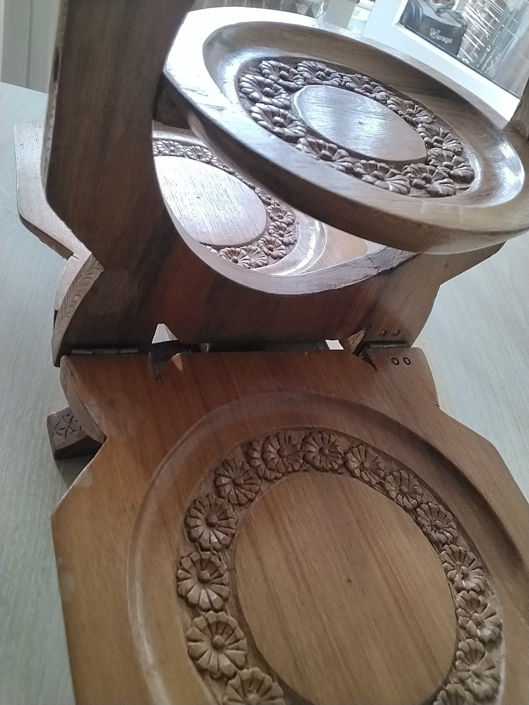 wooden  serveerschaal antieke, Overige typen, Vintage, Ophalen of Verzenden, Zo goed als nieuw