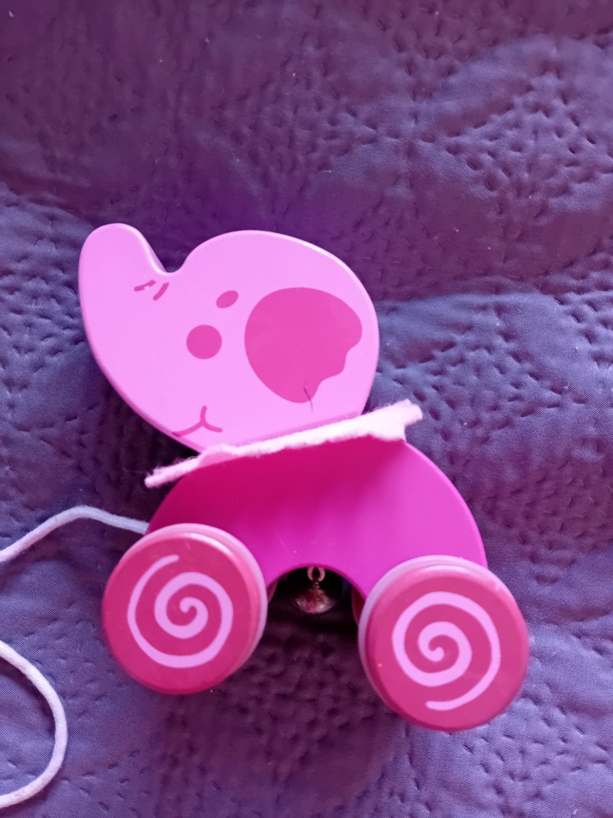 Trekdier olifant met belletje . hout, Ophalen of Verzenden, Gebruikt, Overige typen, Met wieltjes