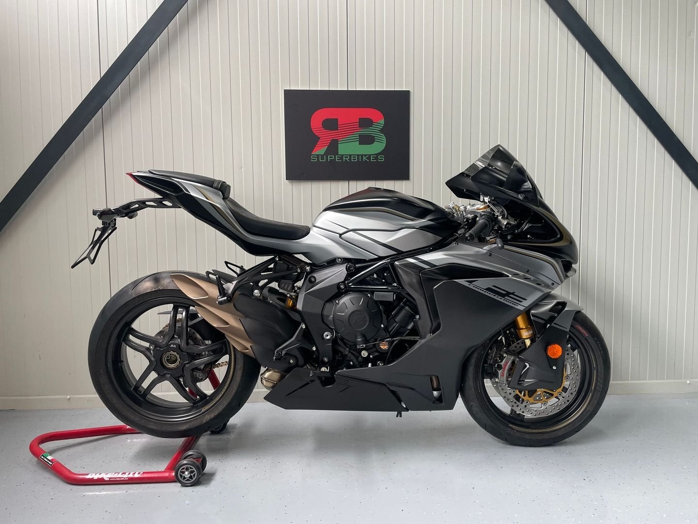 MV AGUSTA F3 COMPETIZIONE (bj 2025) 5 km, Motoren, Motorrijbewijs A, Bedrijf, Super Sport, 798 cc