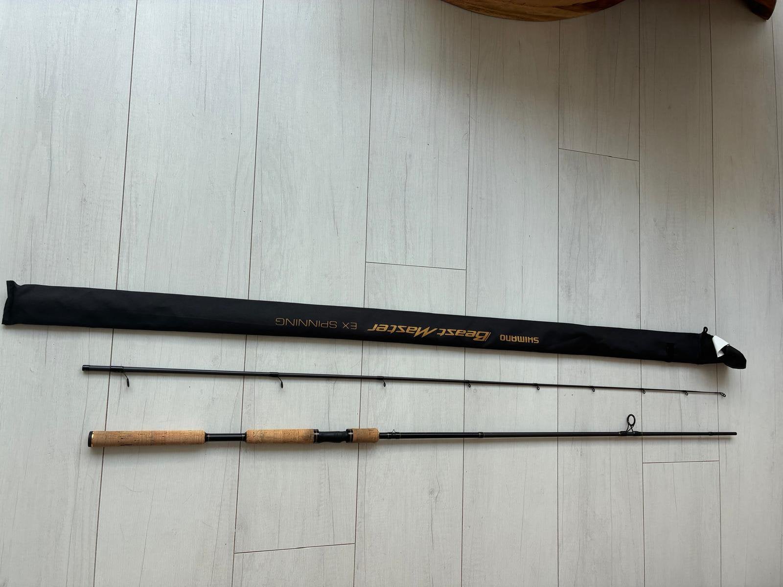 Shimano Beastmaster 2.70 m, Ophalen, Zo goed als nieuw, Werphengel