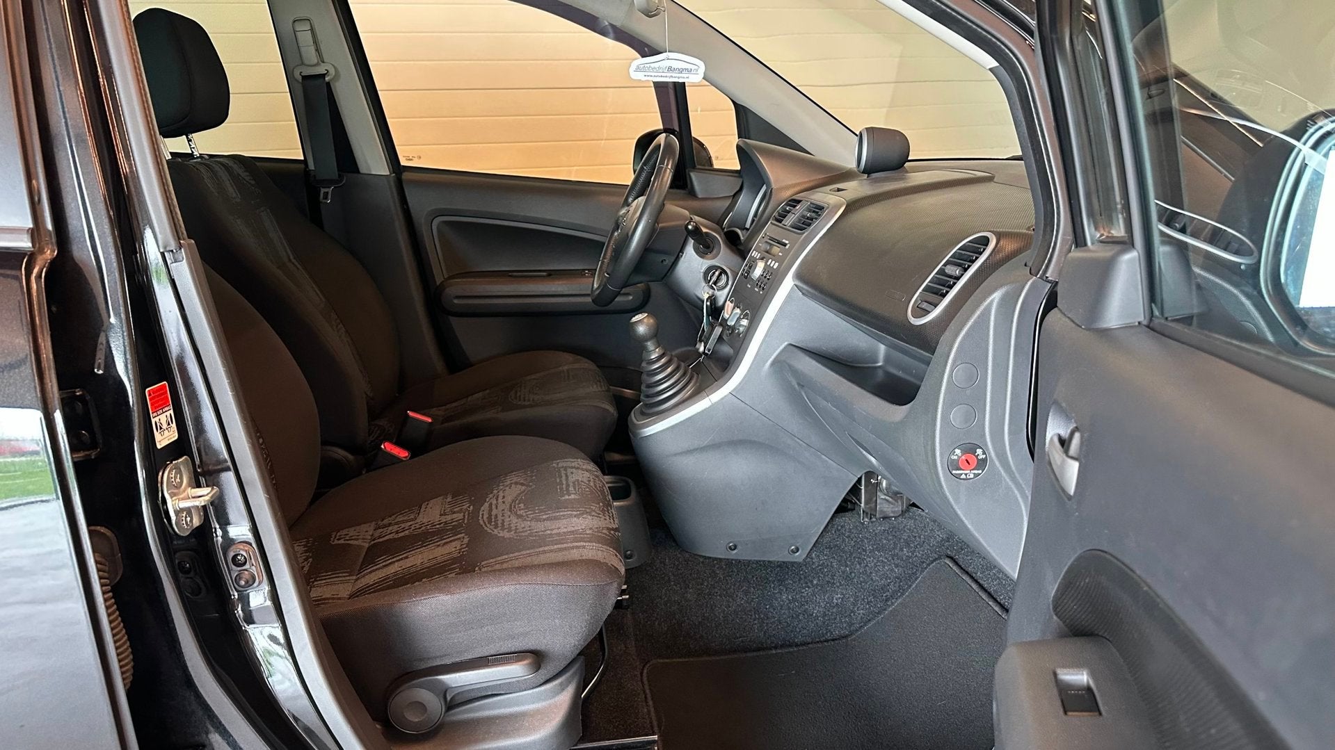 Opel Agila 1.0i 12v EDITION-uitv/AIRCONDITIONING/LM-VELGEN/H, Auto's, Opel, Euro 5, Stof, Gebruikt, Origineel Nederlands