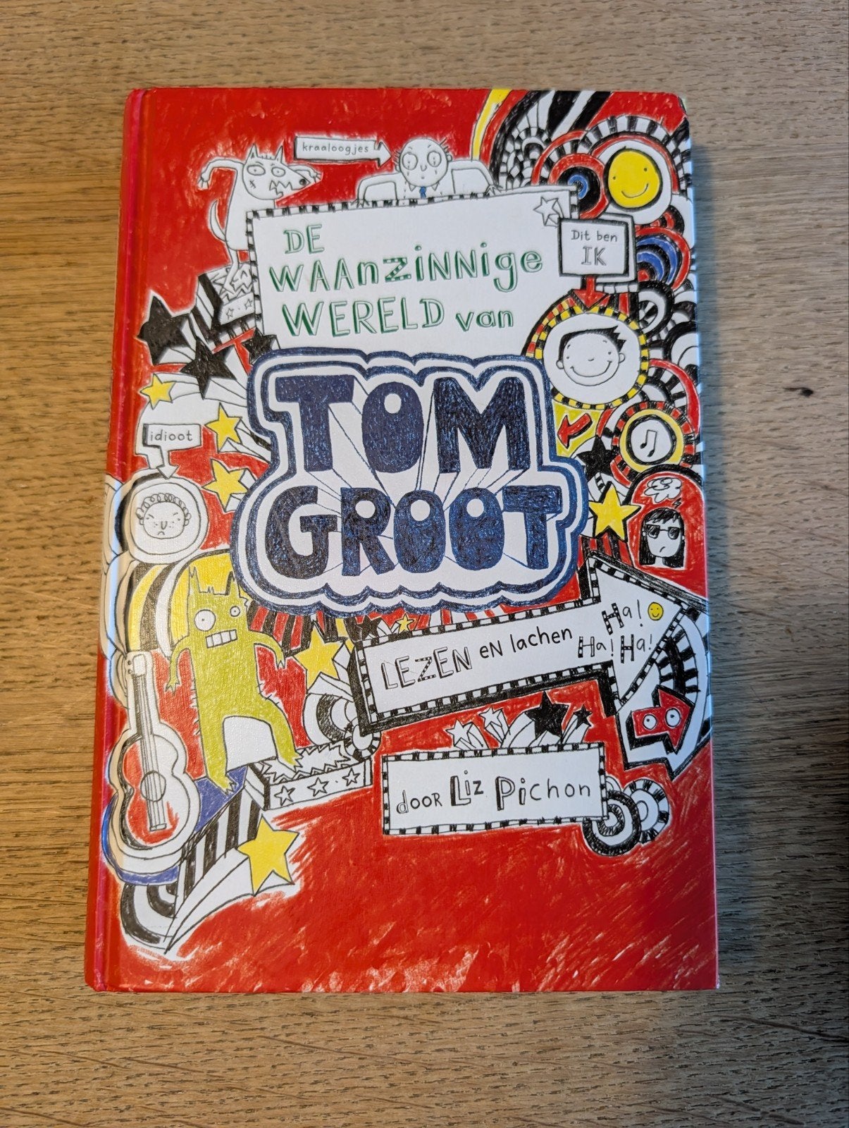 De Waanzinnige Wereld van Tom Groot - Liz Pichon, Ophalen of Verzenden, Zo goed als nieuw, Liz Pichon, Fictie algemeen