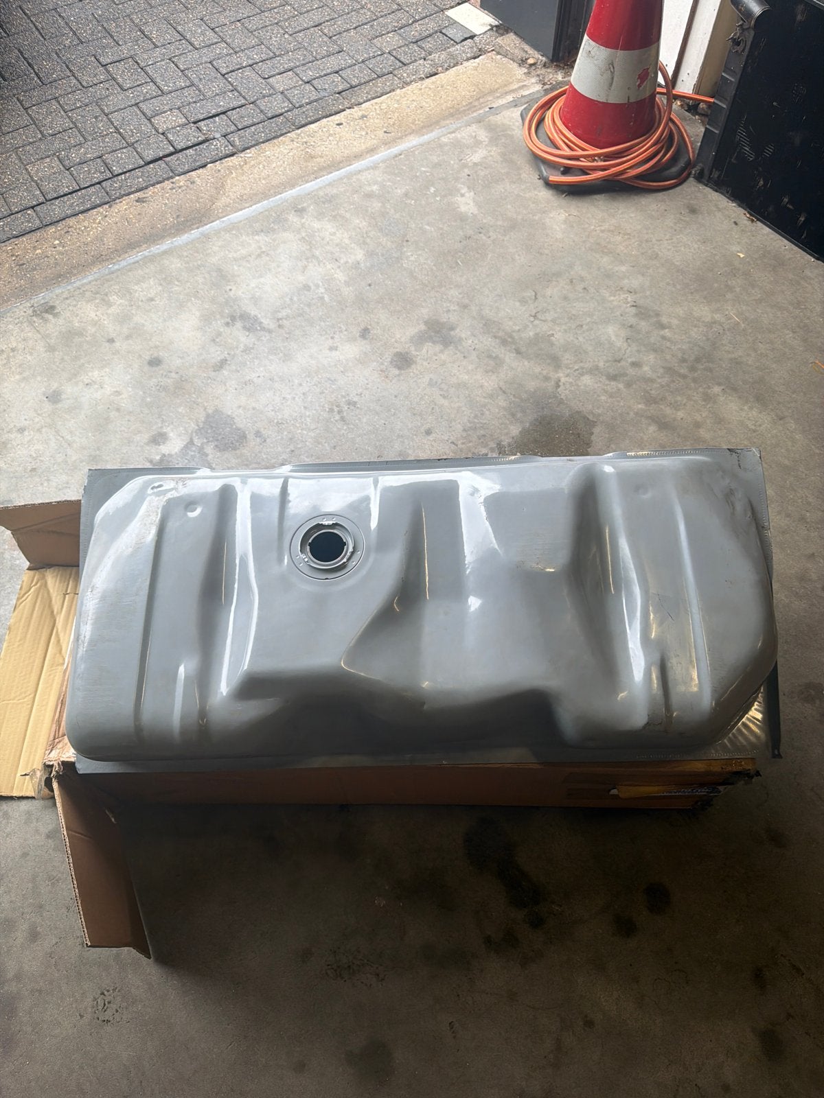 Nieuwe brandstoftank Dorman 576-115 (CCF17), Ophalen of Verzenden, Nieuw, Amerikaanse onderdelen