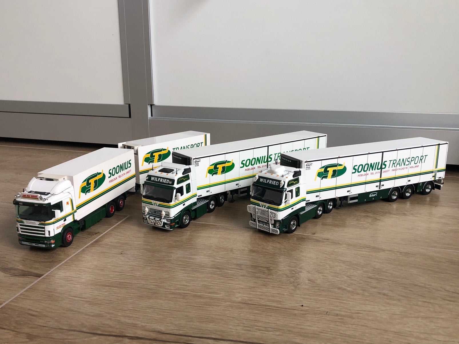 Tekno Soonius, Hobby en Vrije tijd, Modelauto's | 1:50, Verzenden, Zo goed als nieuw