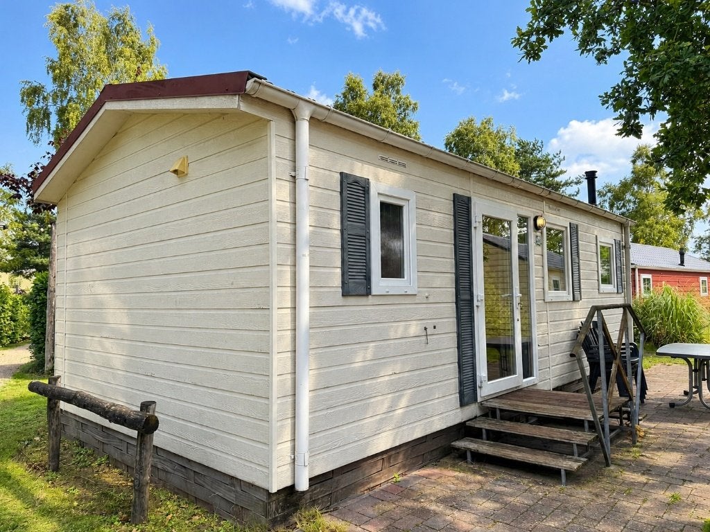 PARTIJ 8 NIJBO CHALETS MET 2 SLAAPKAMERS TE KOOP!, Tot en met 5