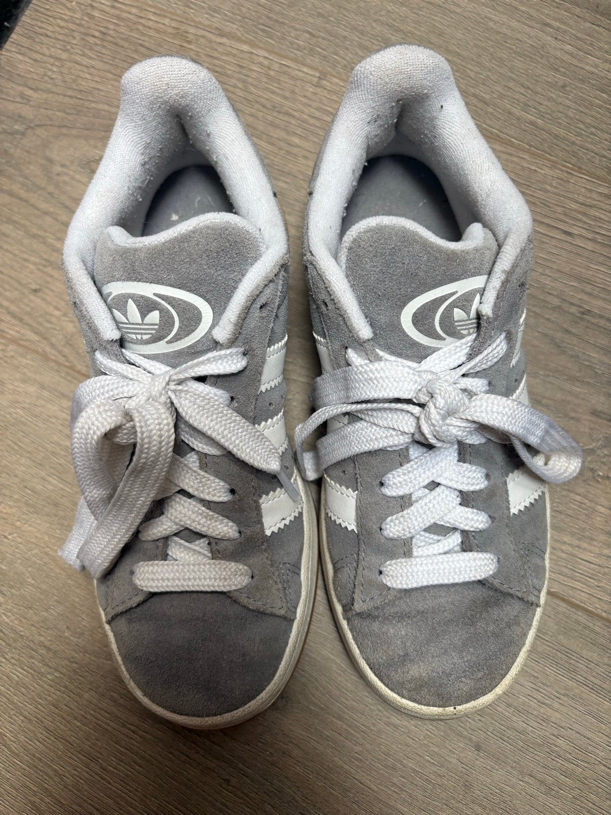 Adidas Campus sneakers grijs - Maat 36 2/3, Ophalen of Verzenden, Gedragen, Grijs, Sneakers of Gympen