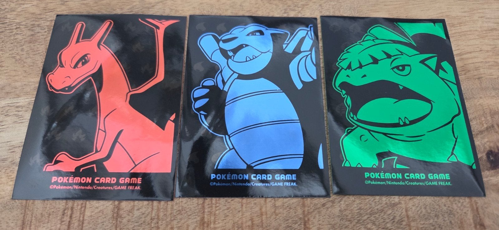 Pokémon Card Game Sleeves - Charizard, Blastoise, Venusaur, Ophalen of Verzenden, Nieuw, Sleeves of Kaarthoesjes