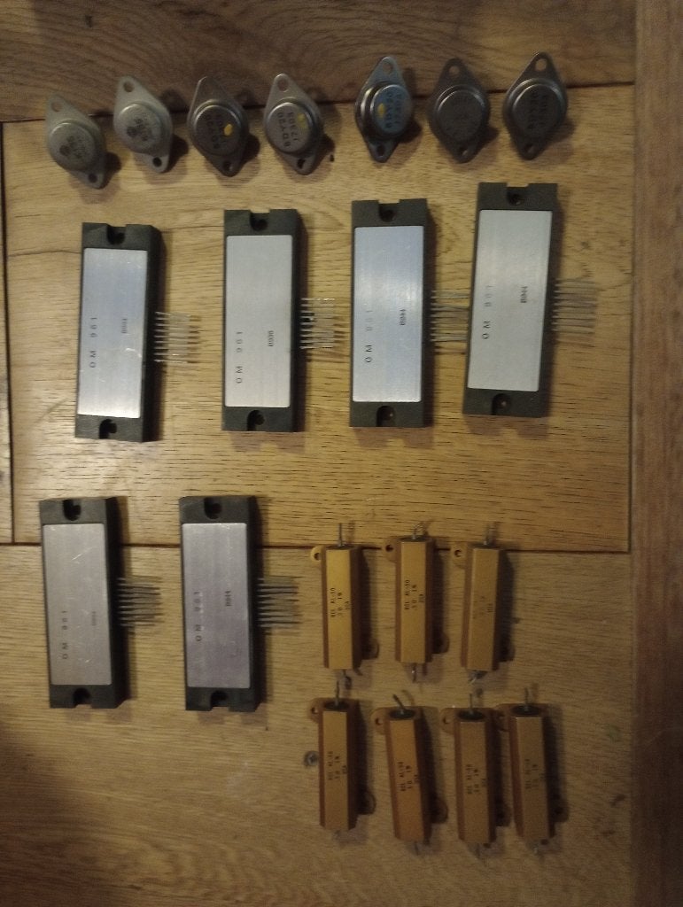 zes stuks OM 961 versterker modules etc, Ophalen of Verzenden, Gebruikt, 60 tot 120 watt, Overige merken