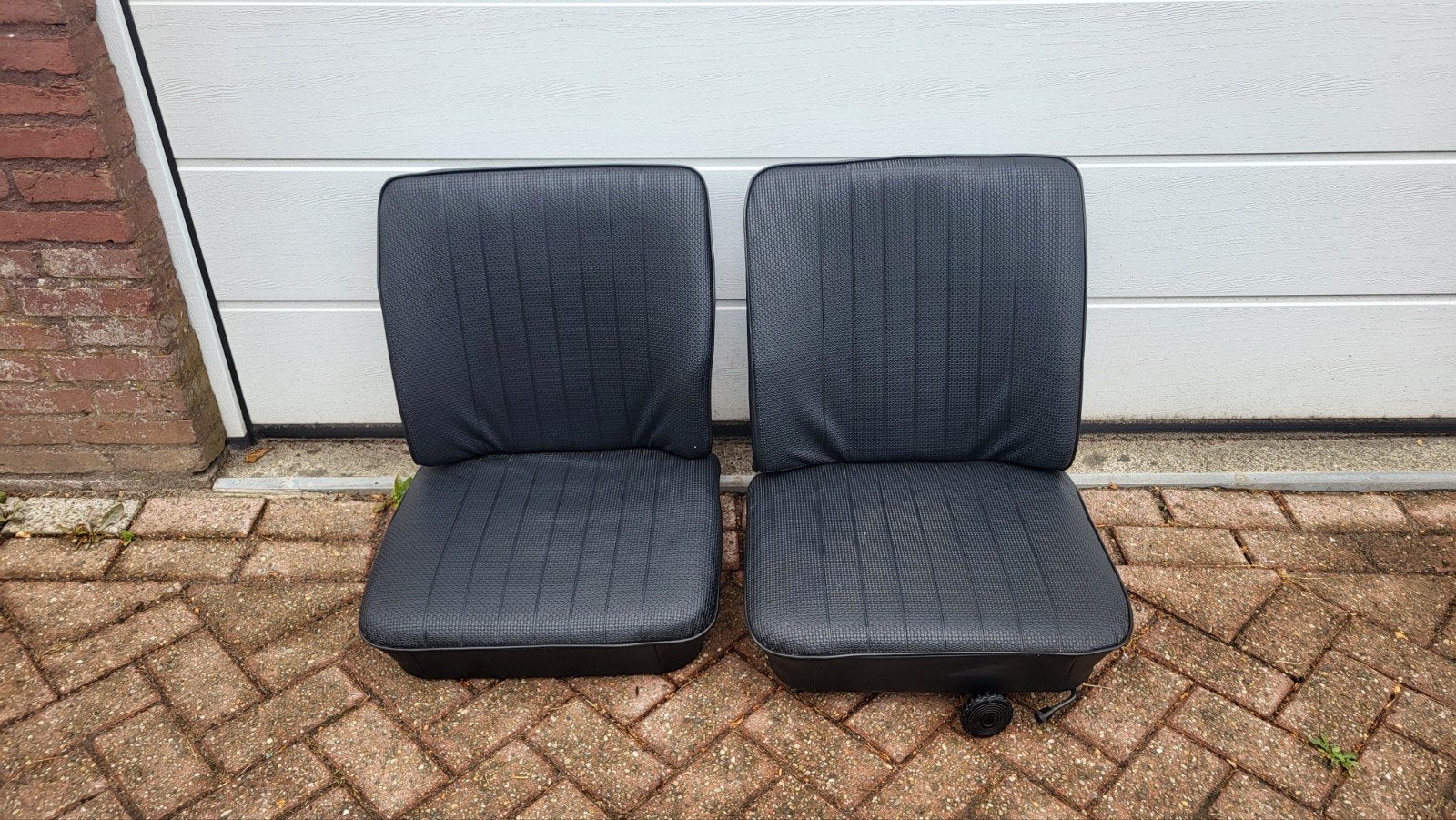 Set van 2 Volkswagen T2A stoelen - Zwart, Auto-onderdelen, Ophalen, Nieuw, Volkswagen