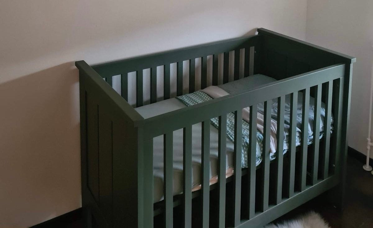 Houten ledikant, Kinderen en Baby's, Ophalen, Zo goed als nieuw, Ledikant
