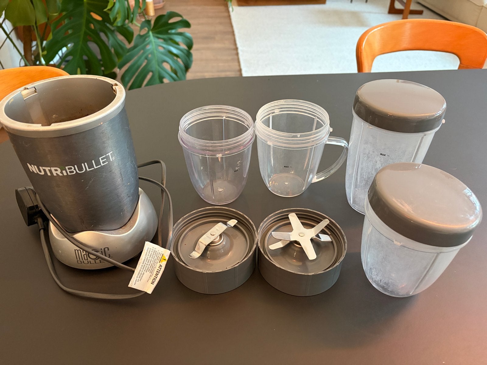 NutriBullet Magic Bullet Blender met accessoires, Ophalen of Verzenden, Gebruikt, Blender