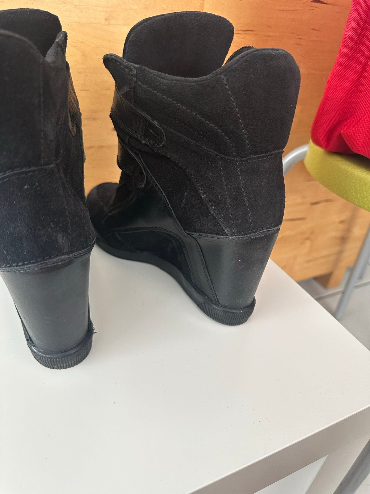 Buffalo schoenen - Zwarte sneakers met sleehak, Ophalen of Verzenden, Gedragen, Zwart, Sneakers of Gympen