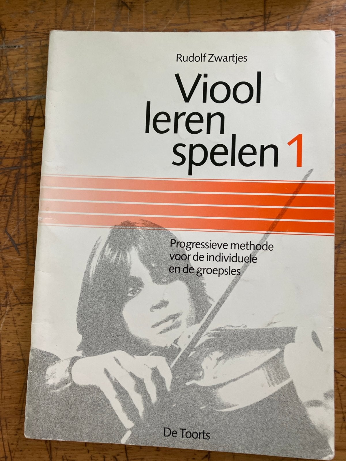 Viool leren spelen 1 - Rudolf Zwartjes (De Toorts), Ophalen of Verzenden, Gelezen, Niet van toepassing