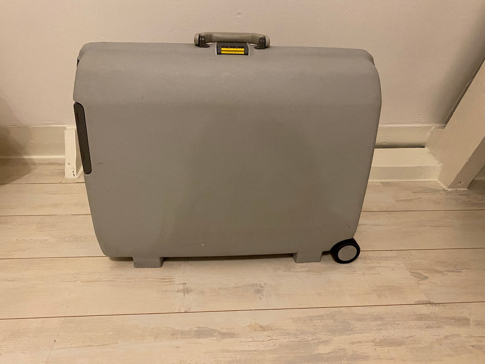 Samsonite koffer - Ideaal voor korte trips, Ophalen of Verzenden, Gebruikt, Wieltjes