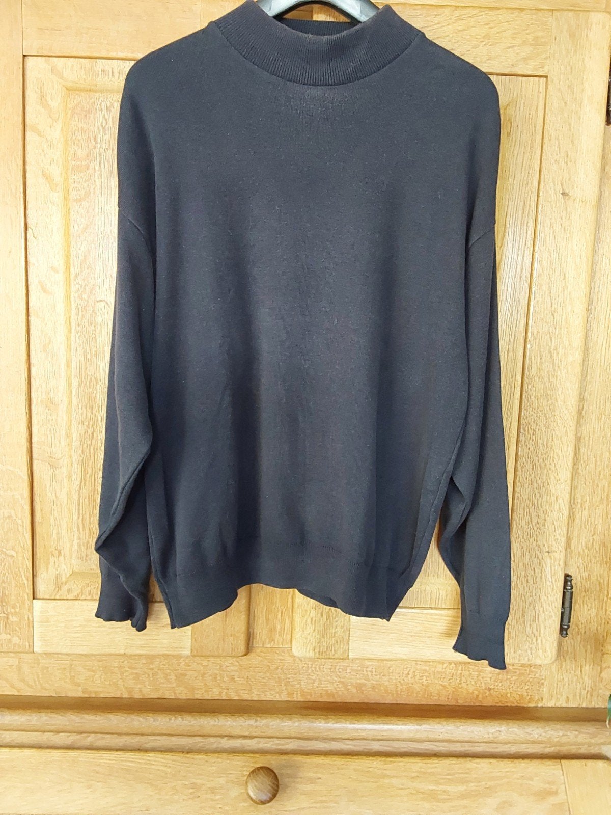 NS pullover kleur marine (gedragen), Ophalen