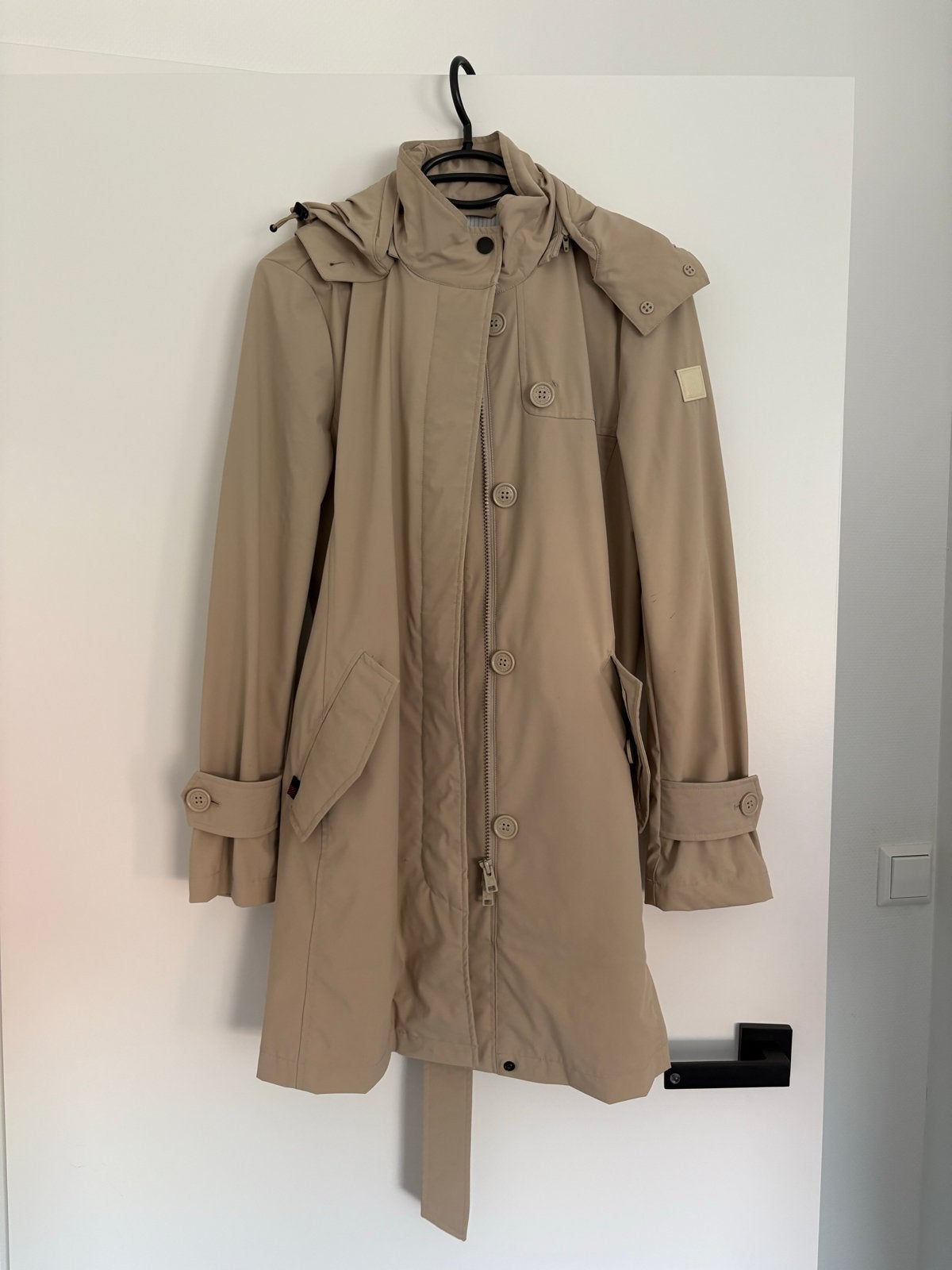 Beige crème Woolrich trenchcoat jas met ceintuur maat XS, Ophalen of Verzenden, Zo goed als nieuw, Maat 34 (XS) of kleiner, Beige