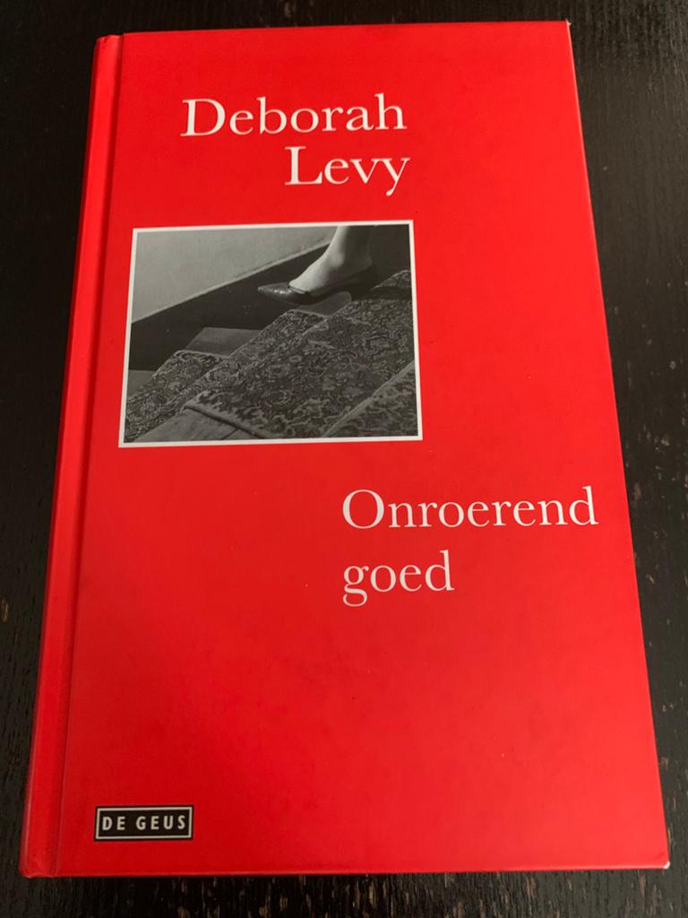 Deborah Levy - Onroerend goed, Ophalen of Verzenden, Zo goed als nieuw, Deborah Levy