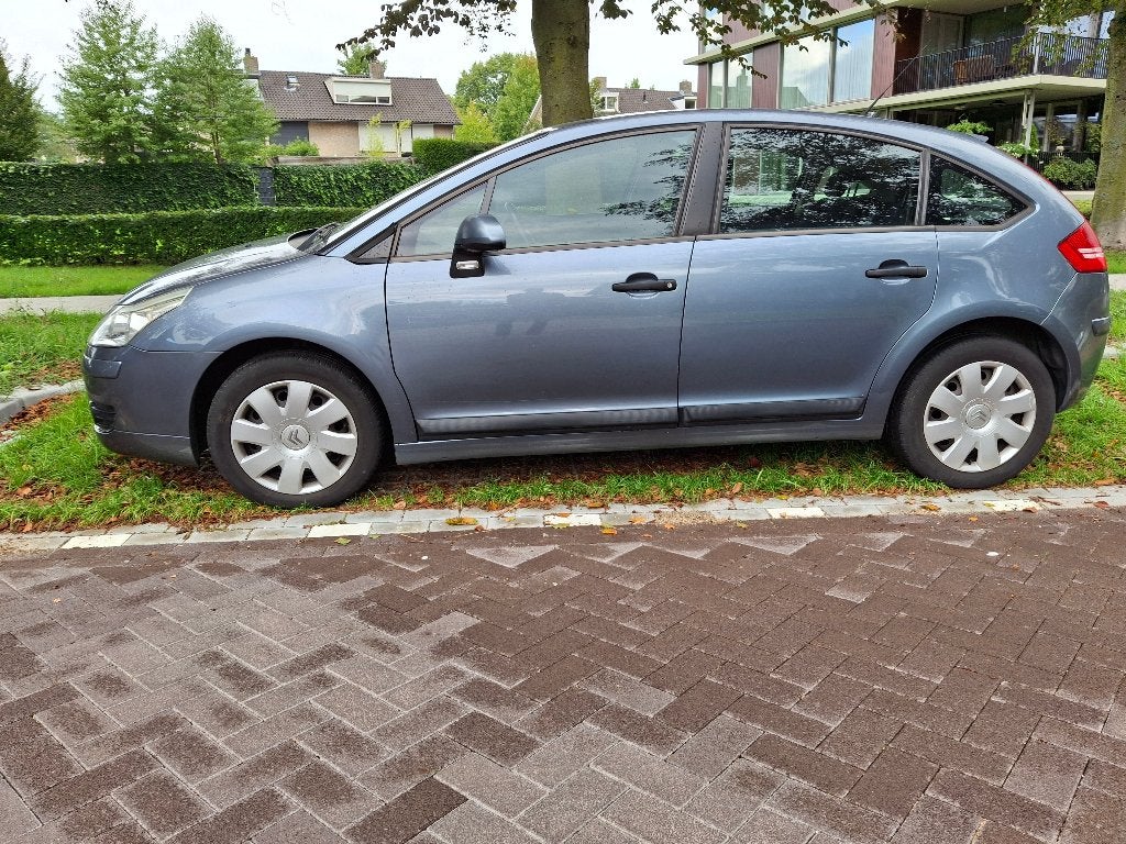 Citroën C4 1.6 16V Berline 2006 Grijs, Voorwielaandrijving, Stof, 4 cilinders, 1175 kg