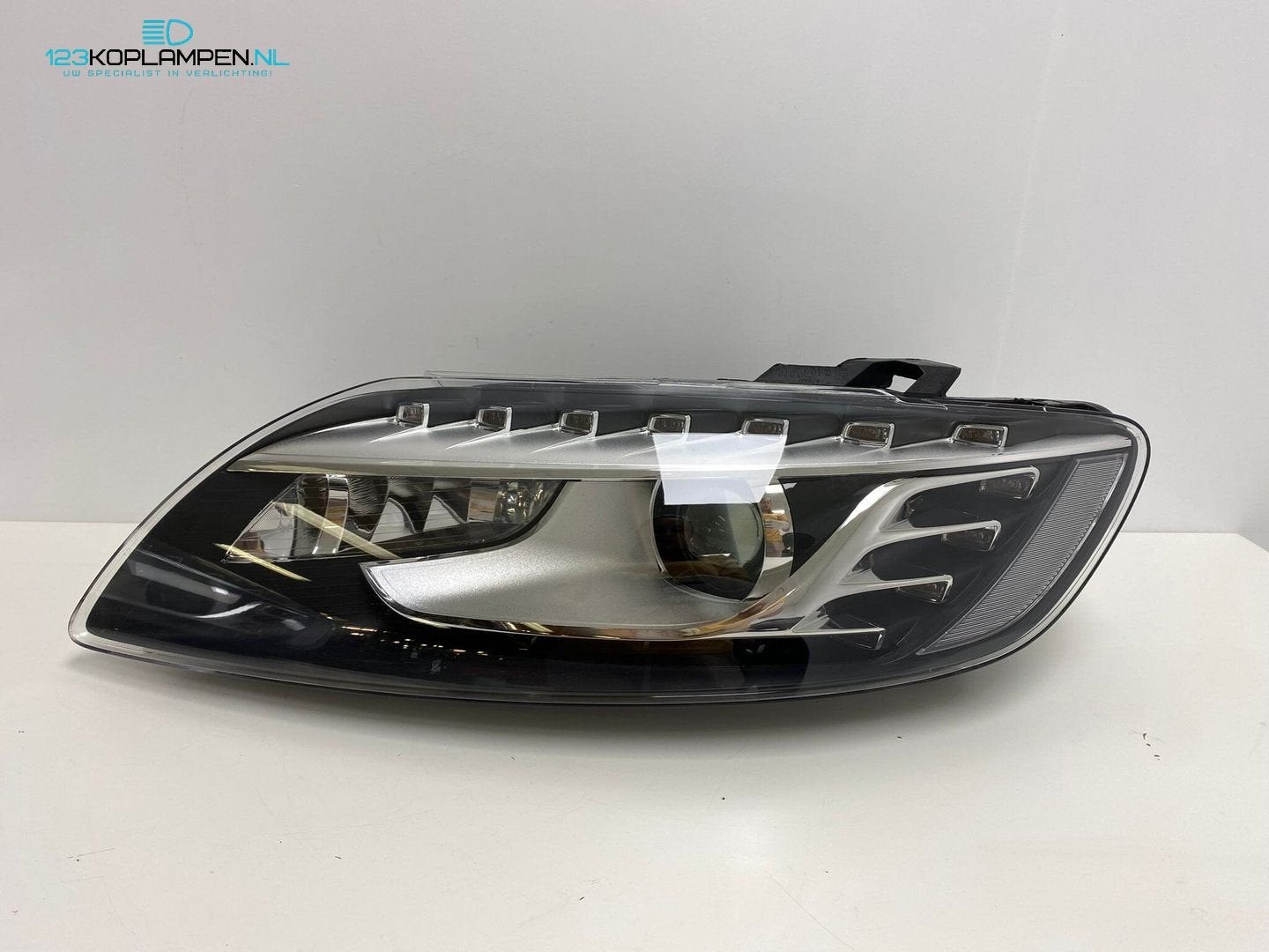 (VR) Audi Q7 4L Bi-Xenon Led koplamp links