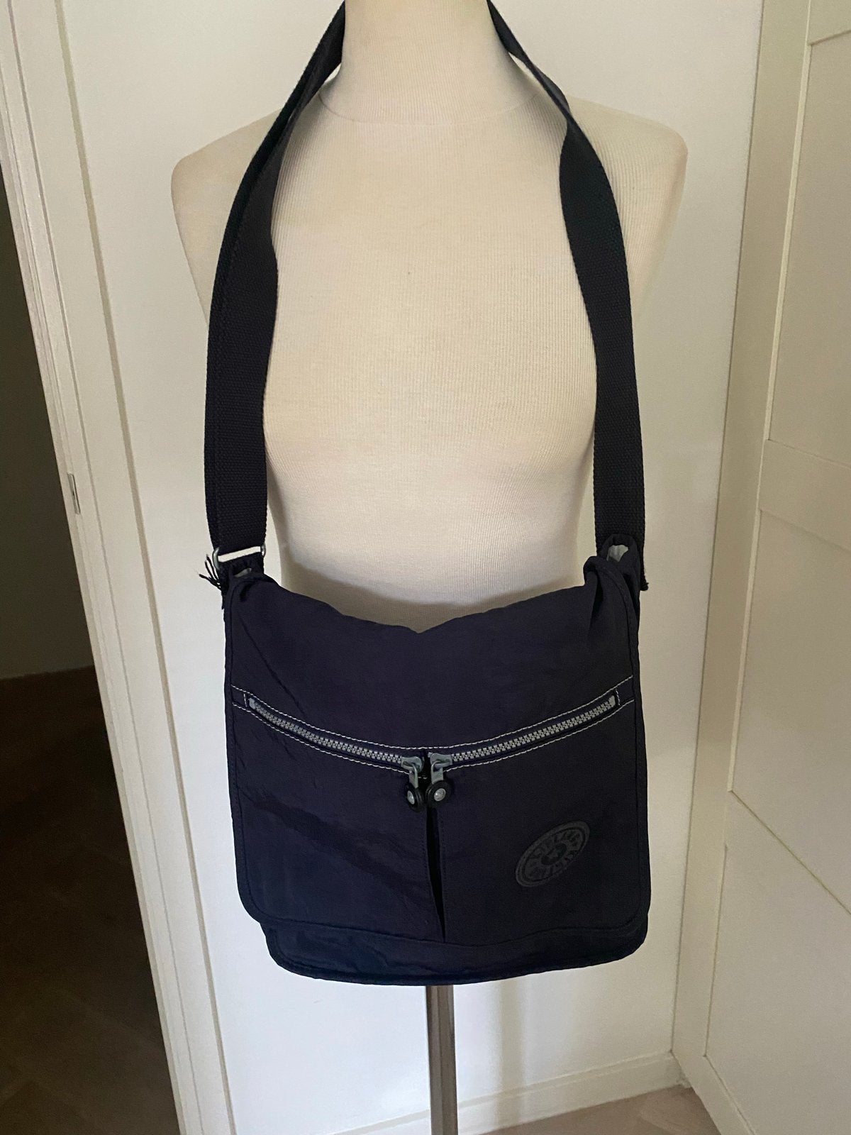 Kipling schoudertas - Donkerblauw, Ophalen of Verzenden, Zo goed als nieuw, Blauw, Kipling