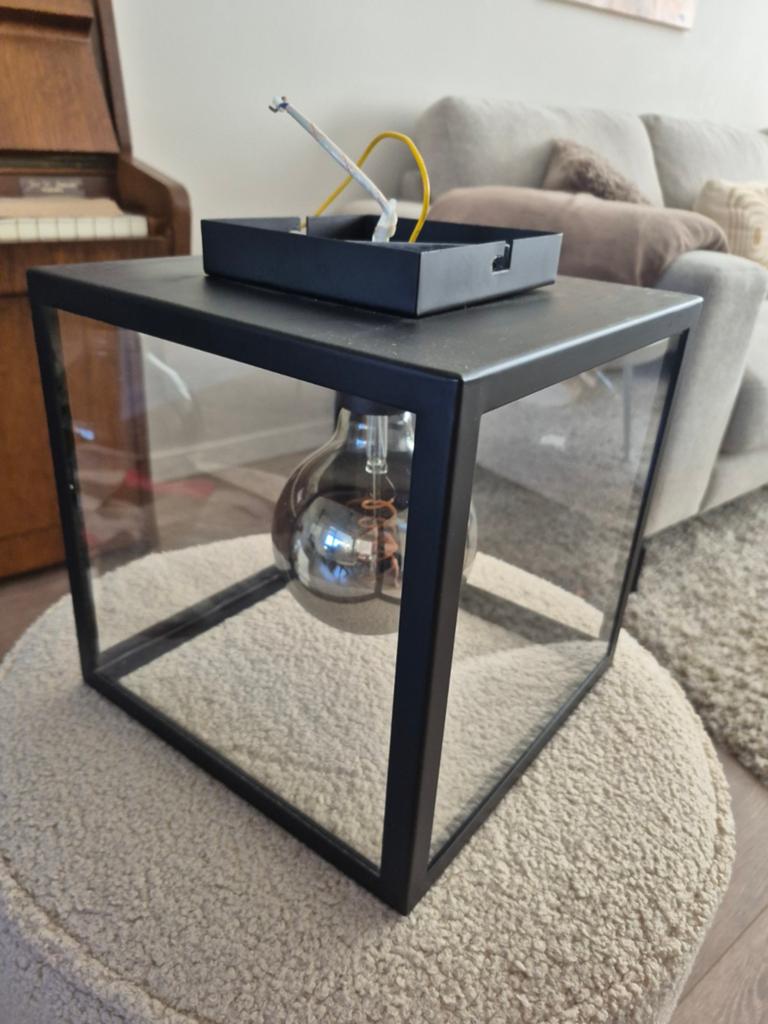 Moderne Kubus Plafondlamp Zwart - 25cm, Max 60W, Ophalen