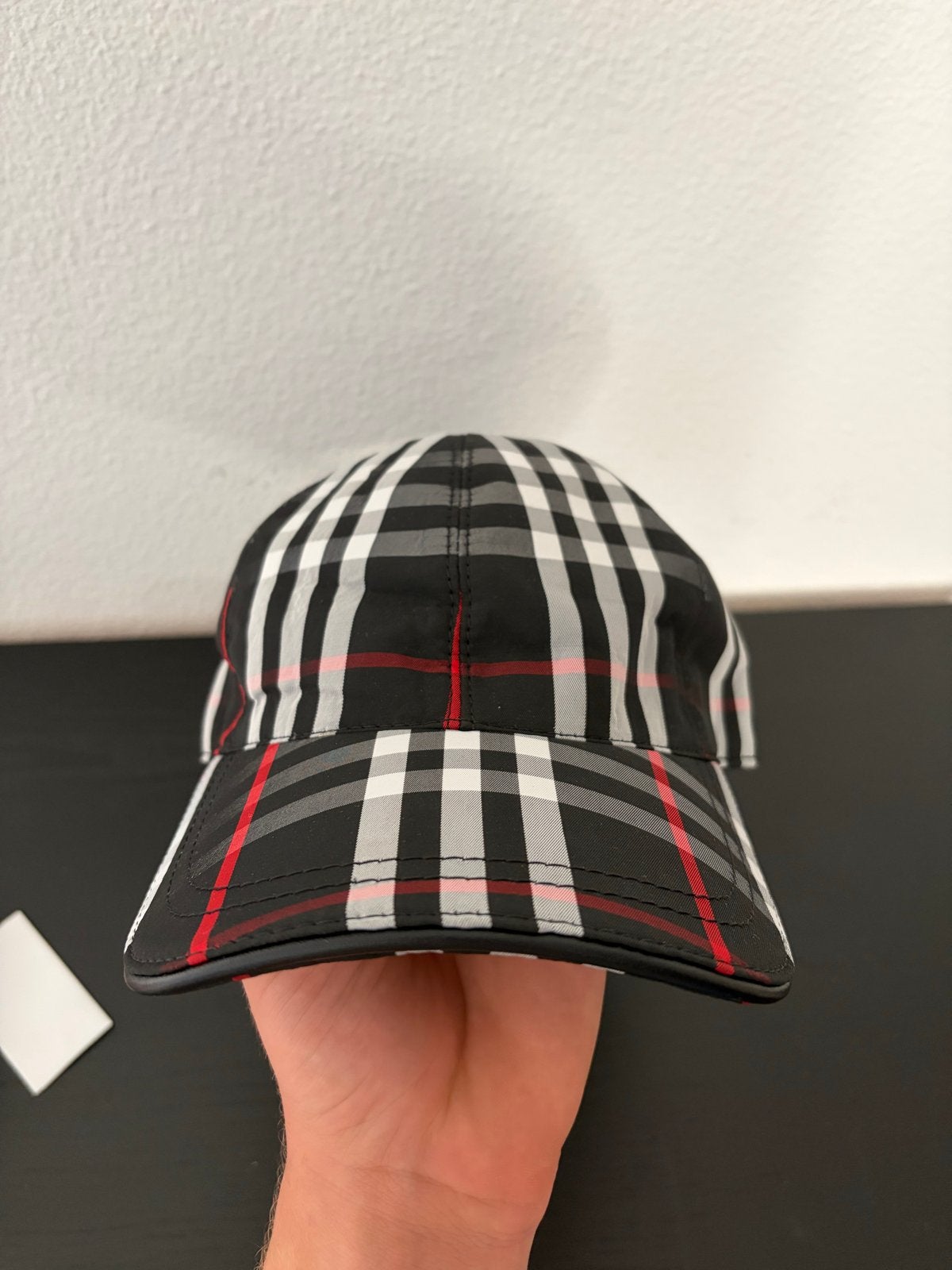 Burberry Pet One Size Splinternieuw met Kaartjes, Kleding | Heren, Hoeden en Petten, Ophalen of Verzenden, Nieuw, One size fits all