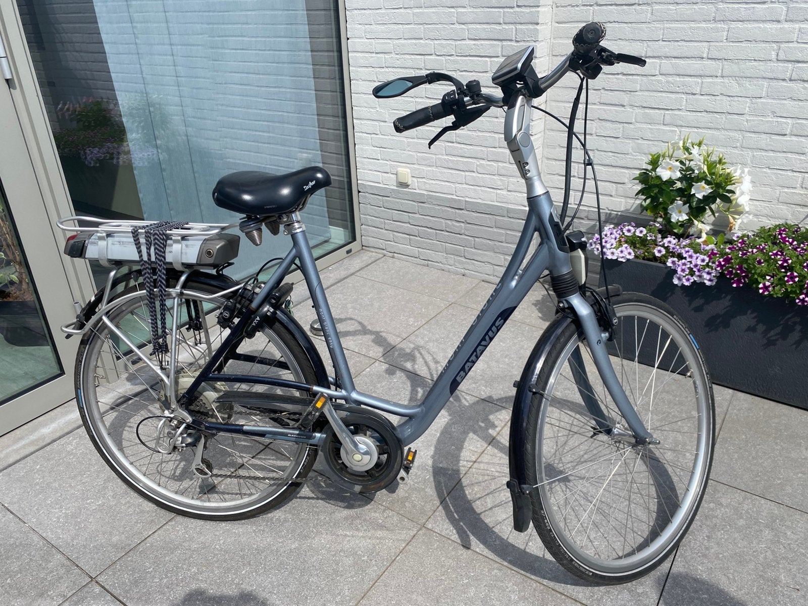 Batavus Mont Blanc easy e-bike 57 cm, 55 tot 59 cm, Ophalen, Zo goed als nieuw, Batavus