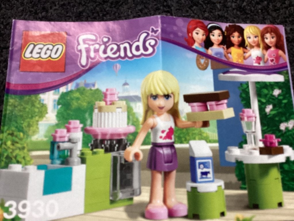 Lego Friends Stephanie’s Buitenkeuken, Kinderen en Baby's, Ophalen, Lego, Friends, Zo goed als nieuw