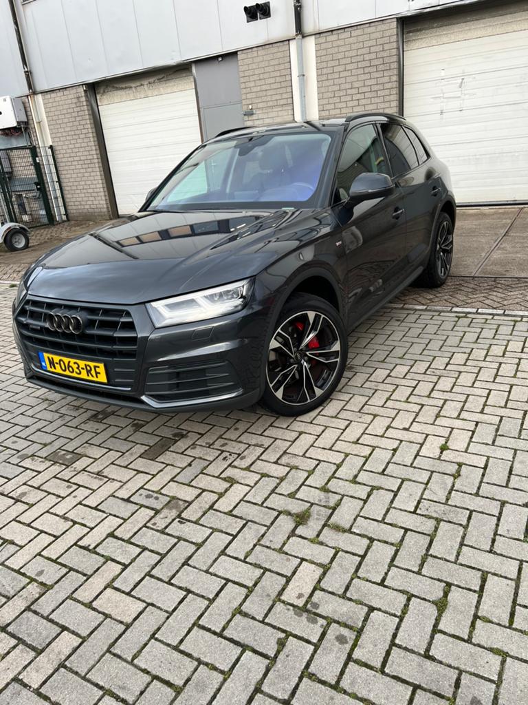Audi Q5 2.0 Tfsi Quattro 252pk S Tronic 2018 Grijs, 15 km/l, Zwart, 4 cilinders, Lichtsensor