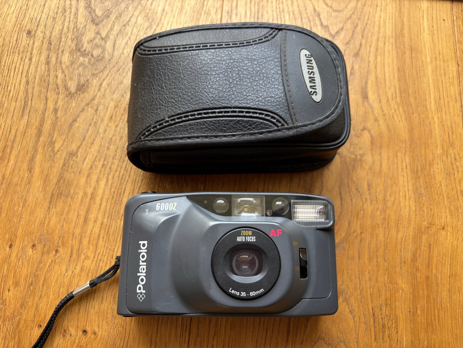 Polaroid 6000ZOOM Compact Camera met Samsung hoesje, Ophalen, Gebruikt, Compact, Polaroid