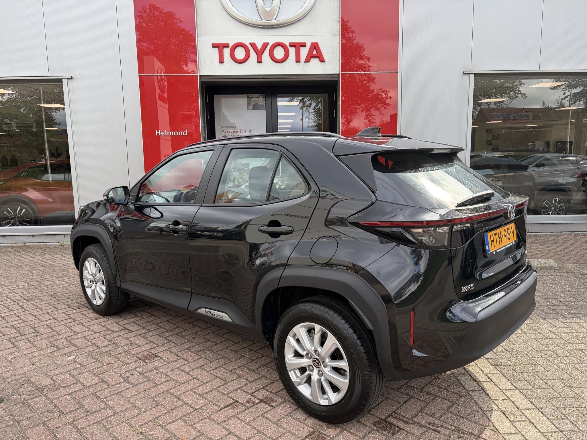 Toyota Yaris Cross 1.5 Hybrid 115 Active, Auto's, Dealer onderhouden, Stof, Gebruikt, 1165 kg