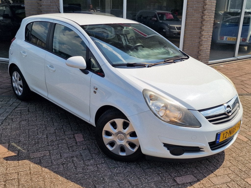 Opel Corsa 1.3 CDTi EcoFlex S/S '111' Edition - Airco - Crui, Auto's, Opel, Voorwielaandrijving, Euro 5, Gebruikt, Zwart