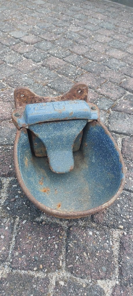 Vintage zware gietijzeren vee drinkbak, Antiek en Kunst, Ophalen