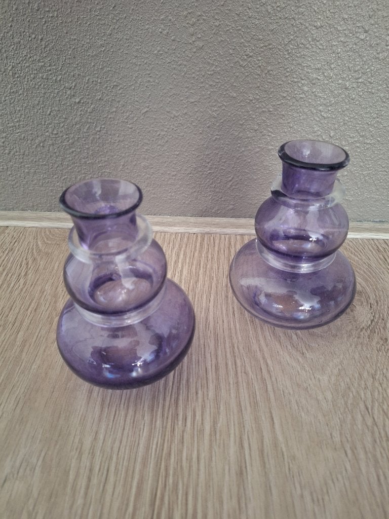 Paarse, glazen vaasjes (2 stuks), Ophalen of Verzenden, Gebruikt, Paars, Glas