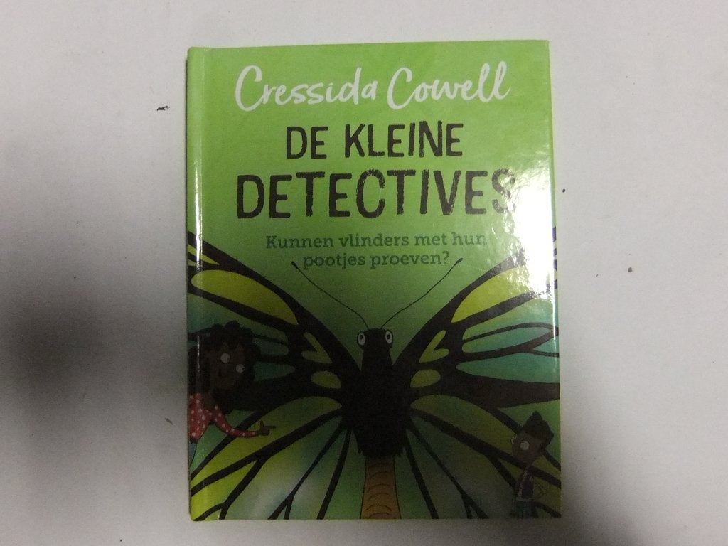 4 X Cressida Cowell de kleine detectives, Boeken, Kinderboeken | Jeugd | onder 10 jaar, Verzenden, Zo goed als nieuw, Fictie algemeen