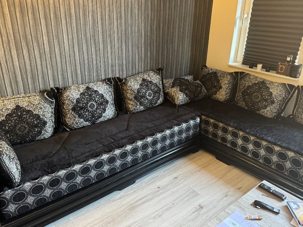 Mooie hoekbank met Marokkaanse stijl, Huis en Inrichting, Ophalen, 250 tot 300 cm, 100 tot 125 cm, Marokkaans