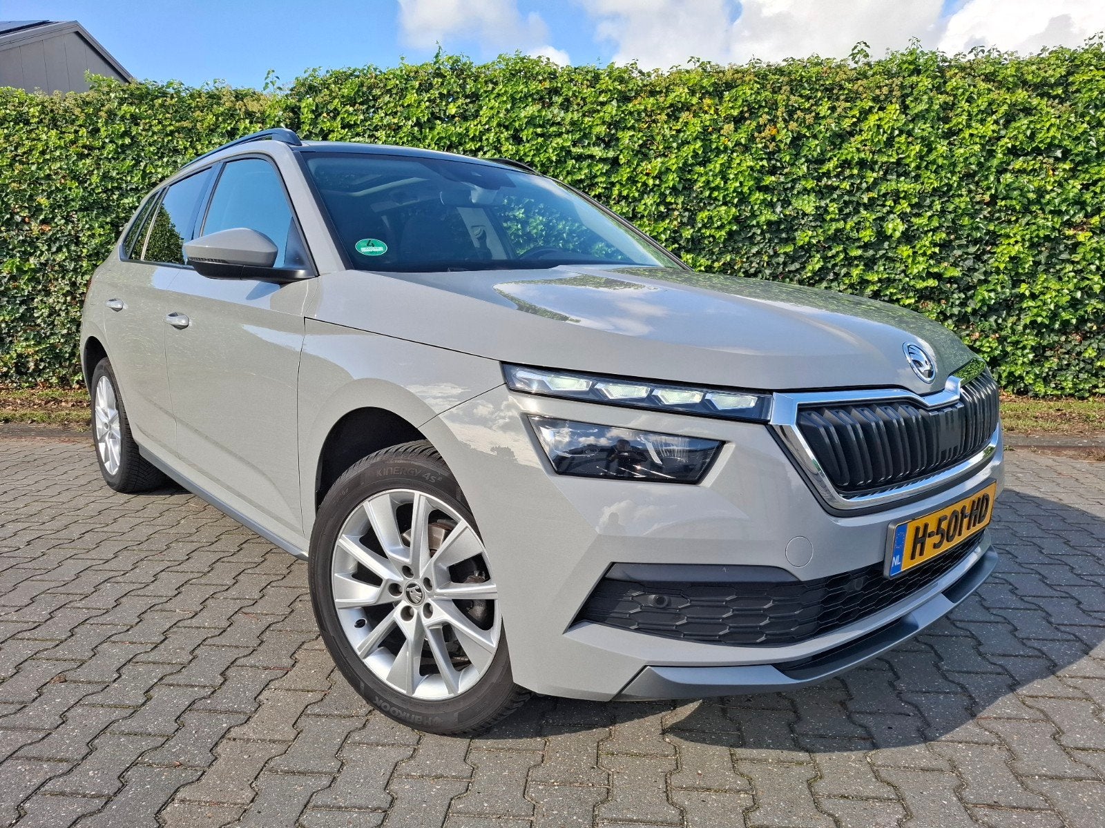 Skoda Kamiq 1.0 TSI Greentech 115pk Dsg-7 2020 Panoramadak, Auto's, Stof, Euro 6, 620 kg, Origineel Nederlands