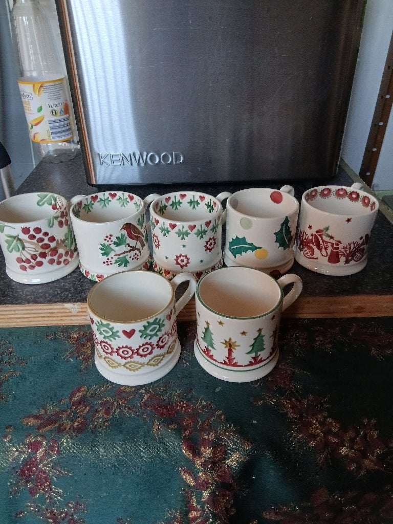 EMMA BRIDGEWATER KERSTMOKJES 1/4 PINT, Nieuw, Ophalen of Verzenden, Overige stijlen, Kop(pen) en/of Schotel(s)