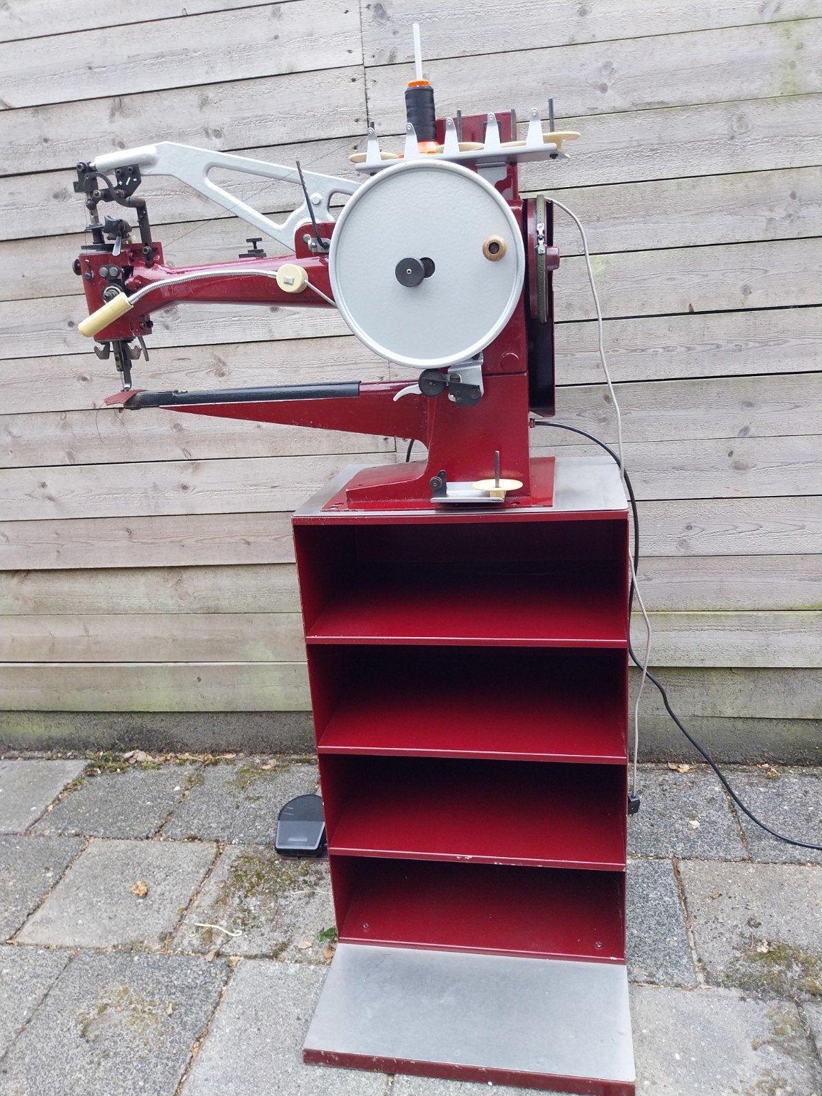 te koop claes naaimachine voor schoenmaker, Ophalen, Naaimachine, Overige merken