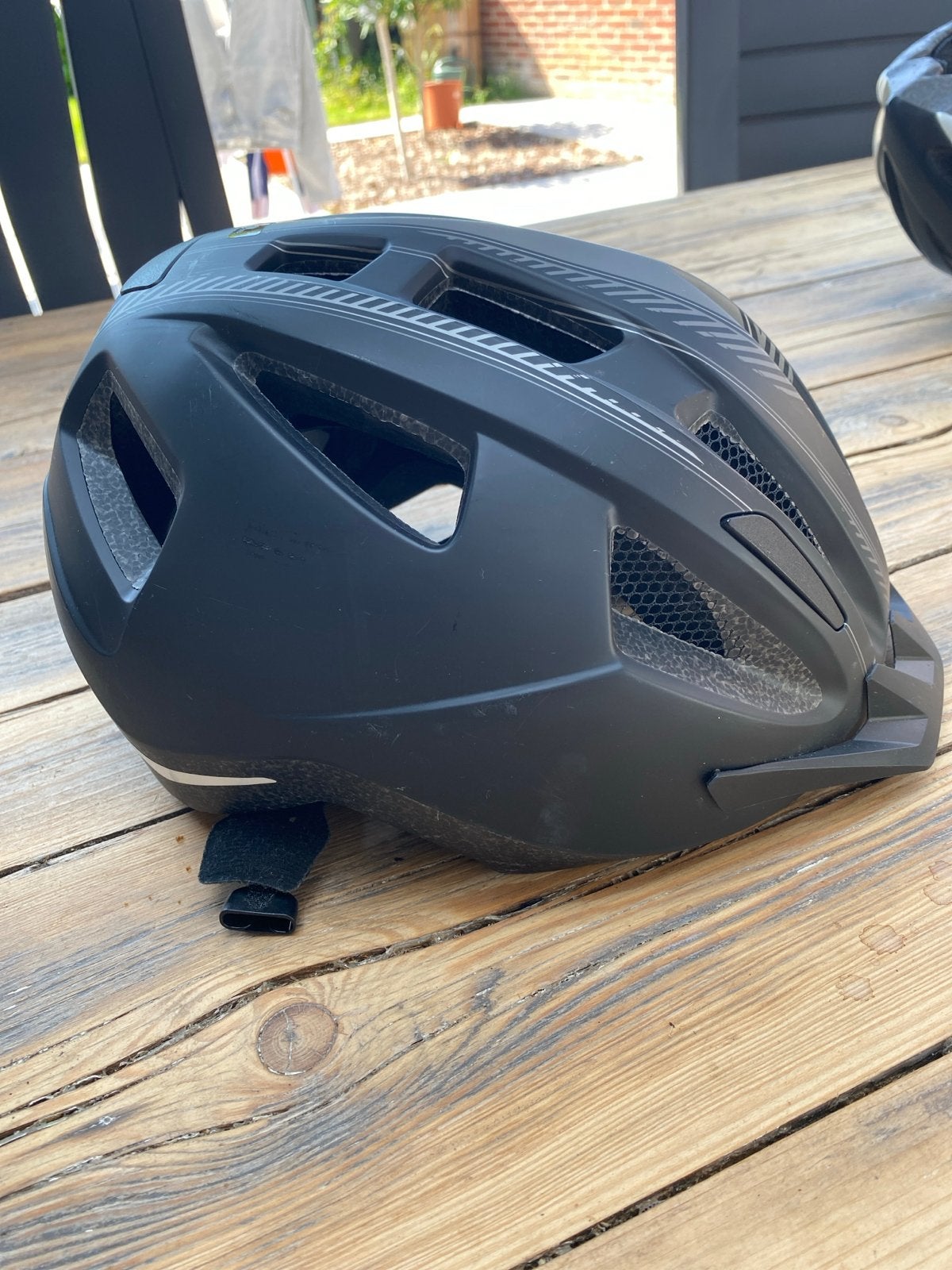 Fietshelm L/XL (59-64cm) met LED-achterlicht, Fietsen en Brommers, Ophalen of Verzenden, Gebruikt, XL, Heer of Dame
