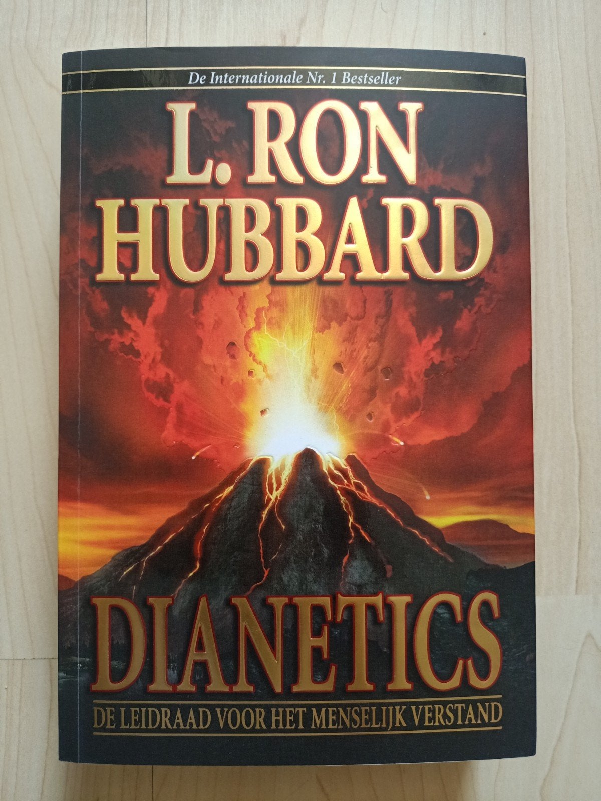 Dianetics: De Leidraad voor het Menselijk Verstand, Boeken, Spiritualiteit algemeen, Ophalen of Verzenden, Zo goed als nieuw, L. Ron Hubbard