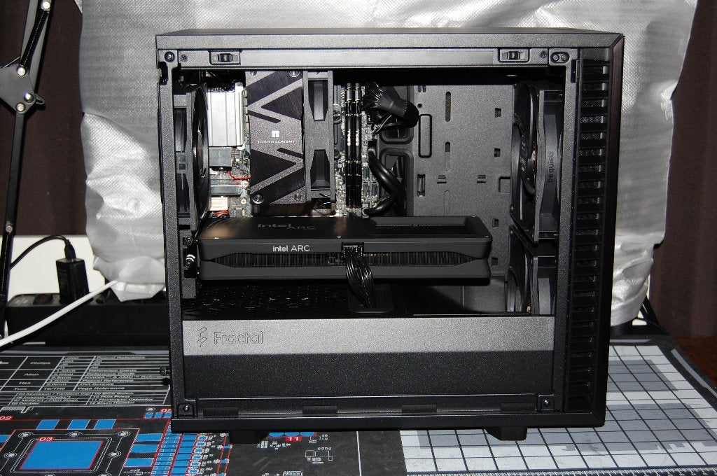 PC:Intel Arc B580 (12GB)|16GB RAM|1TB NVME|i5 12400F|W11 Pro, Ophalen, Refurbished, Gaming, SSD