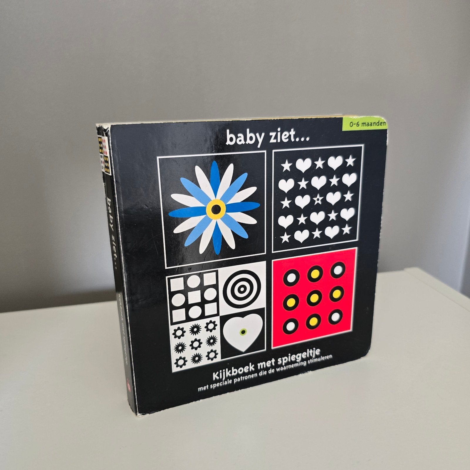 Baby Ziet... Kijkboek met spiegeltje (0-6 maanden), Ophalen of Verzenden, Gelezen, Uitklap-, Voel- of Ontdekboek, 0 tot 6 maanden