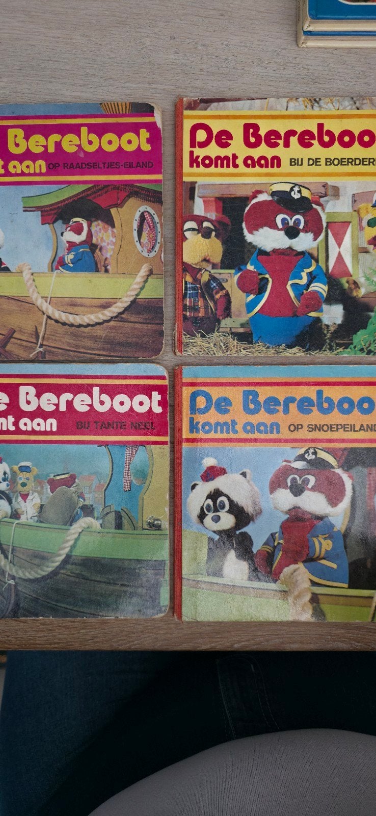 De Berenboot 4 leesboekjes jaren 70-80, Gelezen, Europa, Ophalen of Verzenden, Meerdere comics