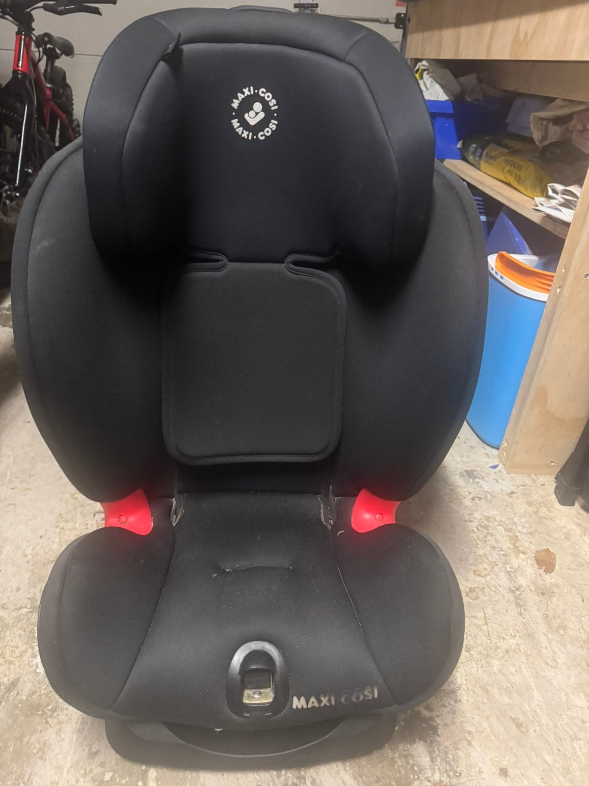 Maxi Cosi Titan Autostoel vanaf 9 maanden (basic black), Ophalen, Zo goed als nieuw, Maxi-Cosi, Isofix