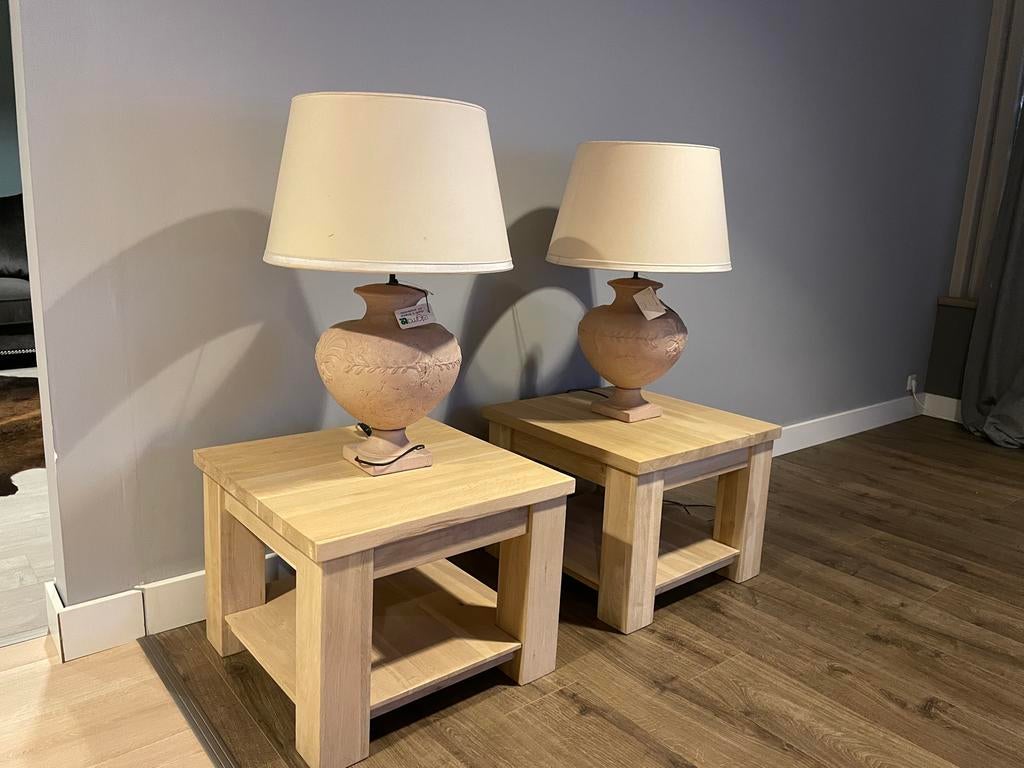 Set van 2 houten bijzettafels met terracotta lampen, Ophalen, Zo goed als nieuw, Hout, 75 cm of meer